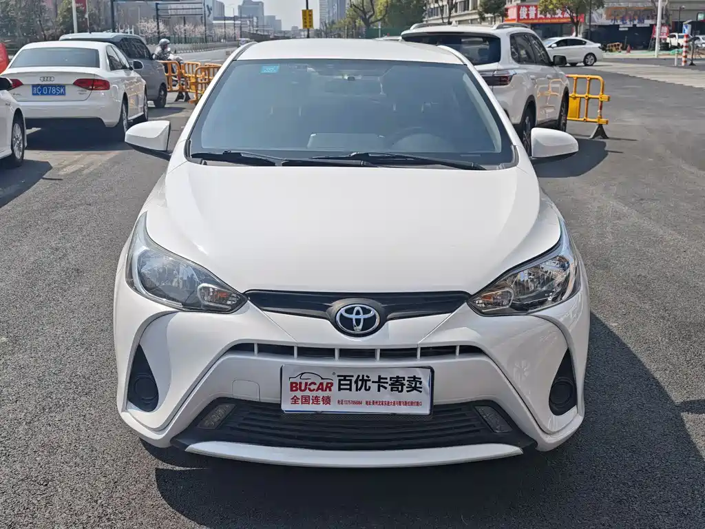 TOYOTA YARIS L TO ENJOY