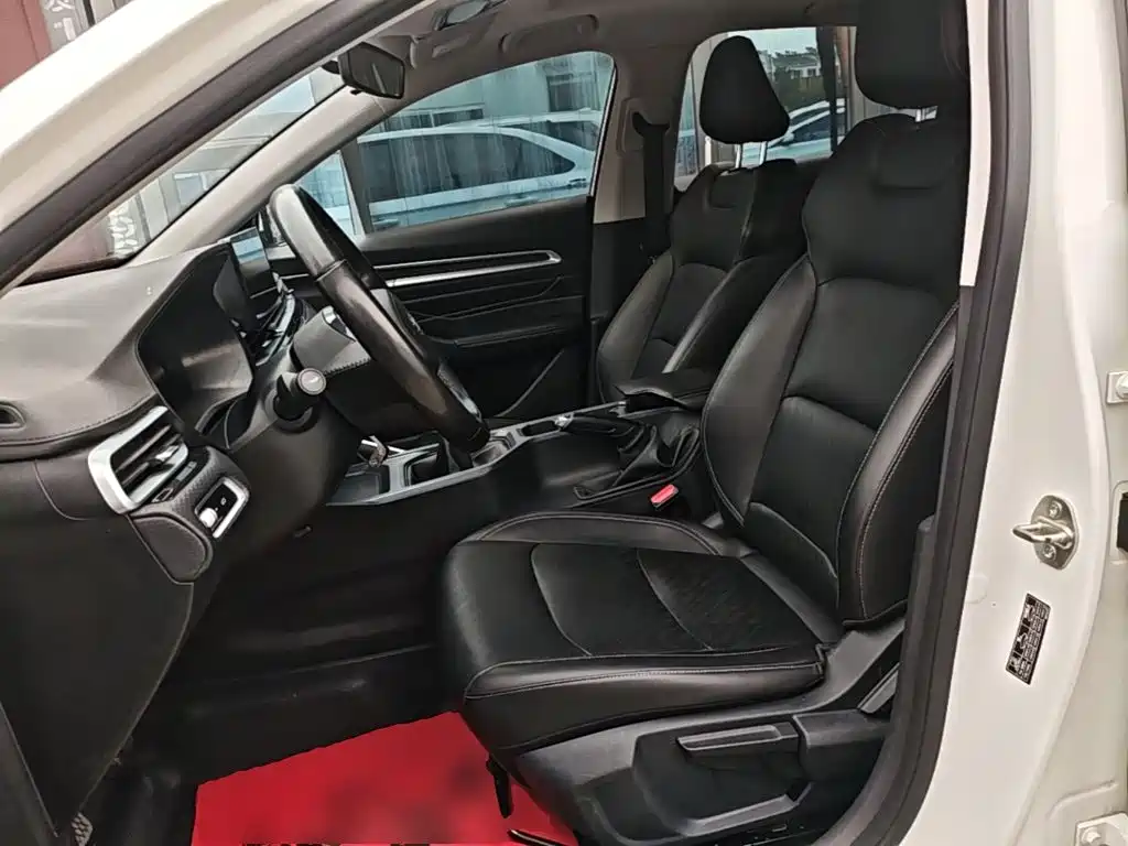 Geely Emgrand — миниатюра 15