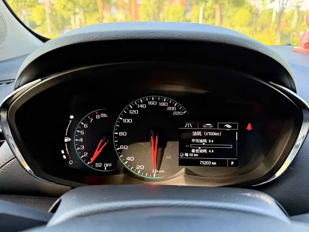 Chevrolet Trax — миниатюра 7