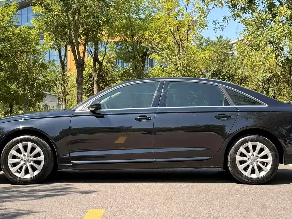 Audi A6L — миниатюра 21