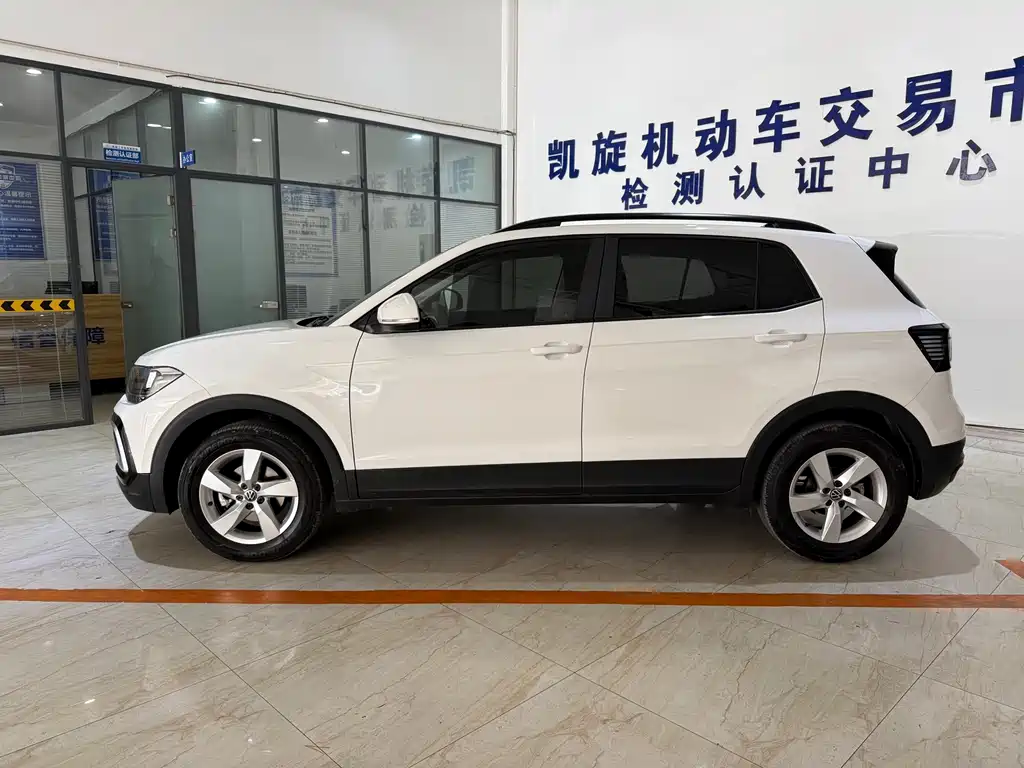 Volkswagen T-Cross — миниатюра 7