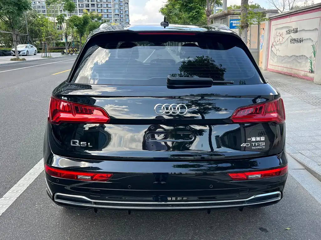 Audi Q5L — миниатюра 16