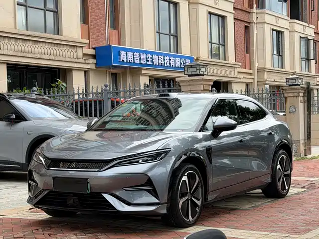 BYD Song L