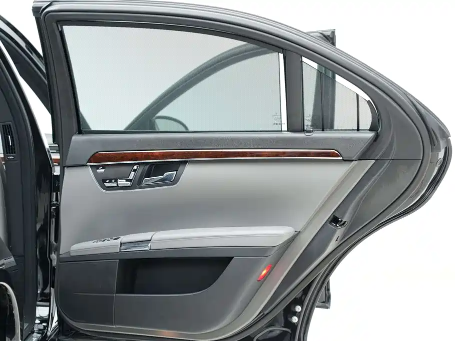 Mercedes-Benz S-Class — миниатюра 18