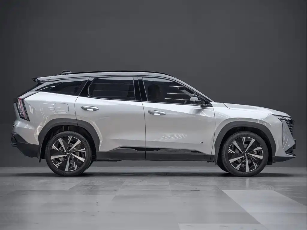 Geely Boyue L — миниатюра 8