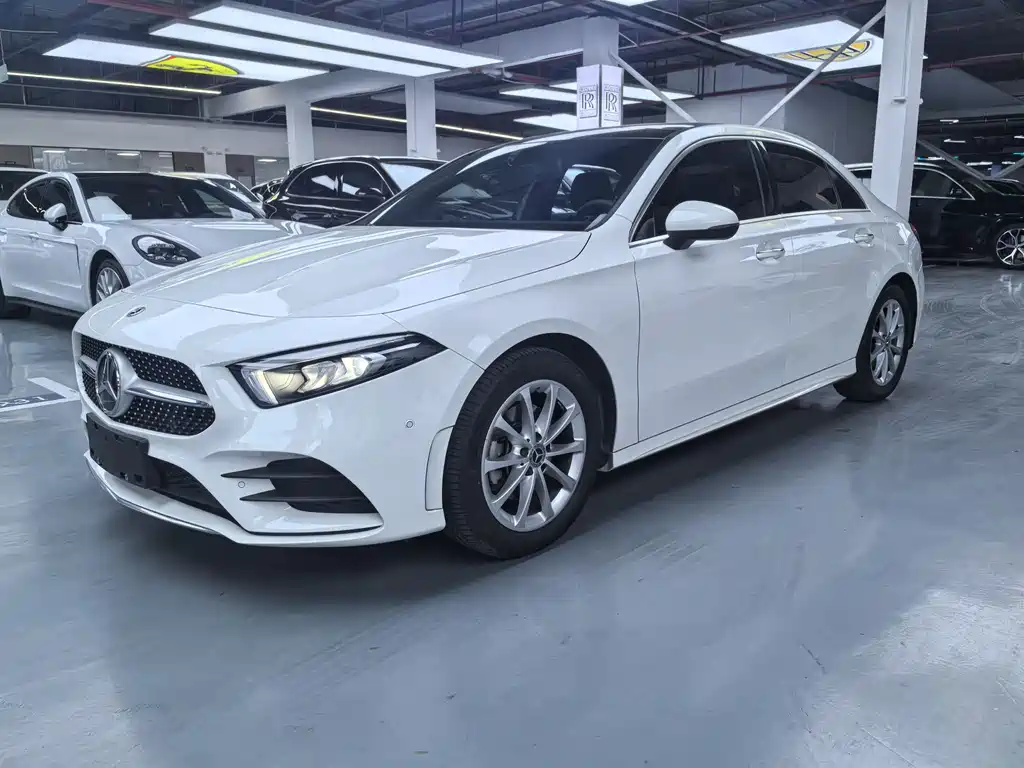 MERCEDES-BENZ A CLASS