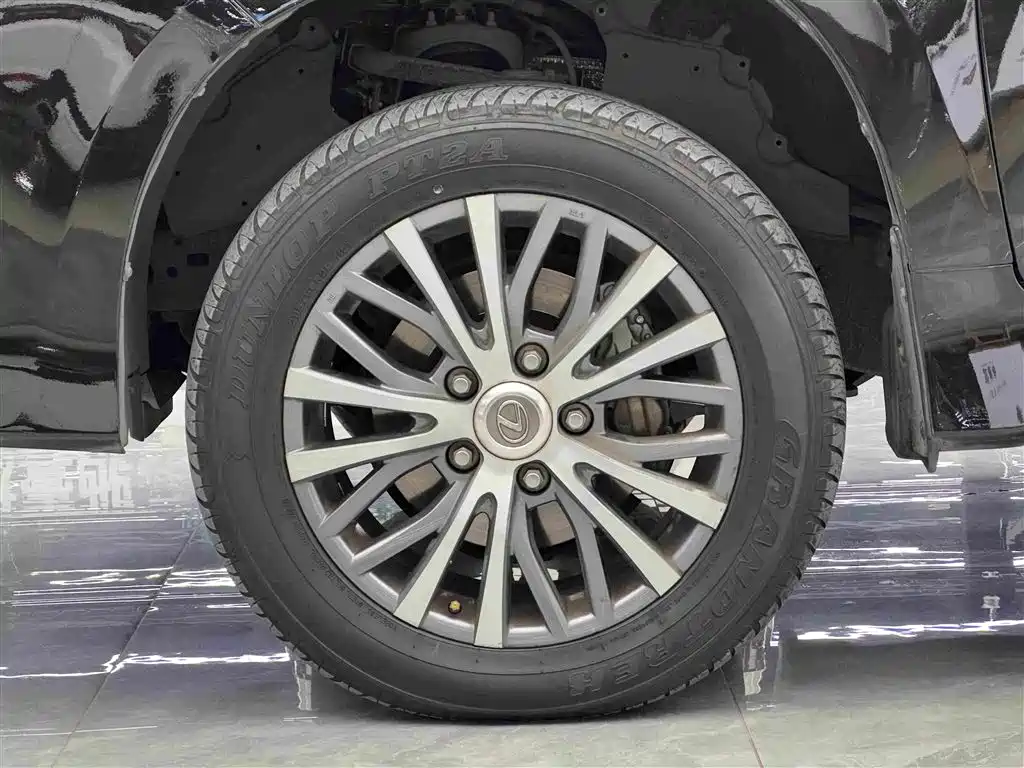 Lexus LX — миниатюра 4