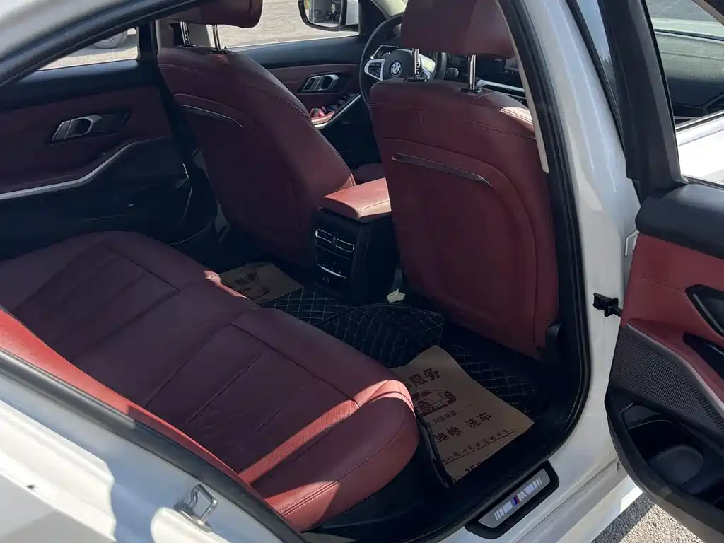 BMW 3 Series — миниатюра 7