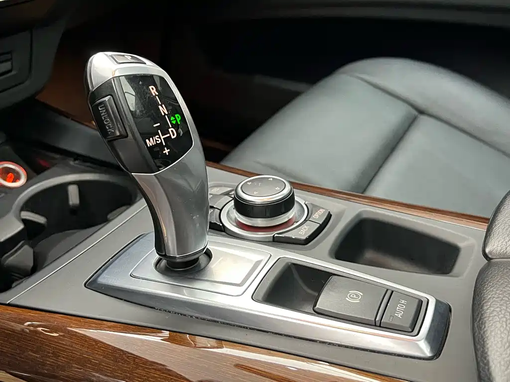 BMW X5 (Import) — миниатюра 22