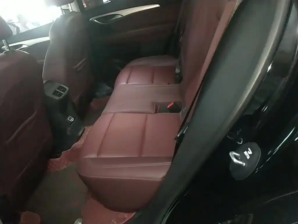 Buick Envision Plus — миниатюра 17