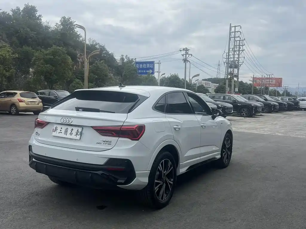 Audi Q3 Sportback — миниатюра 6