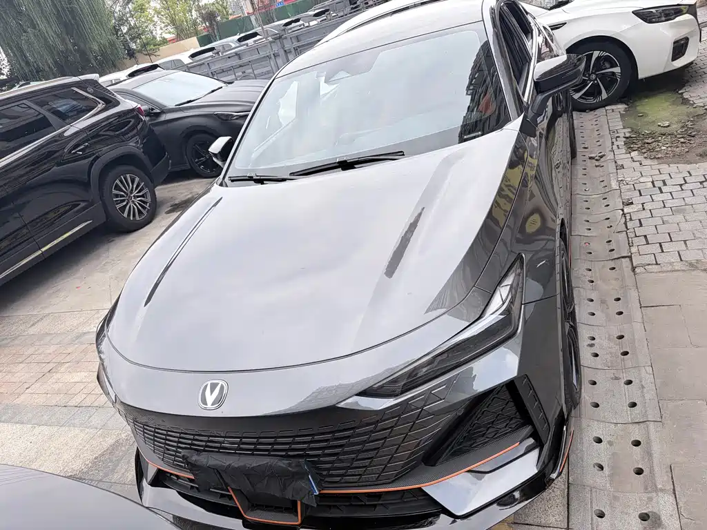 Changan UNI-V — миниатюра 3