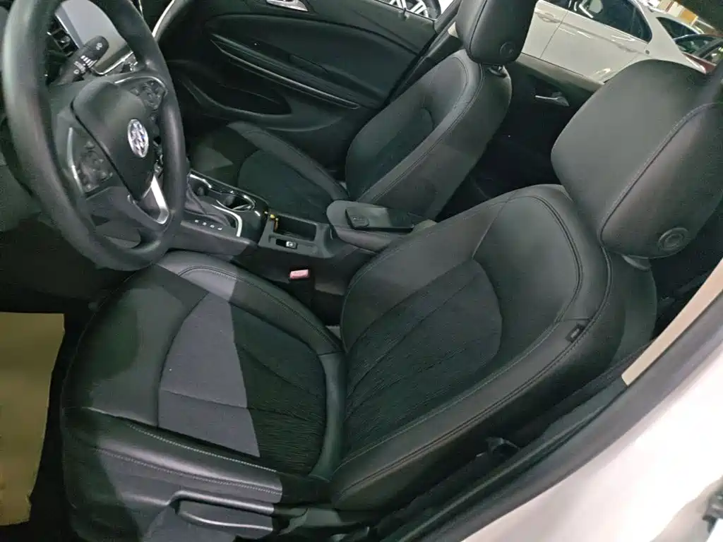 Buick Verano — миниатюра 15