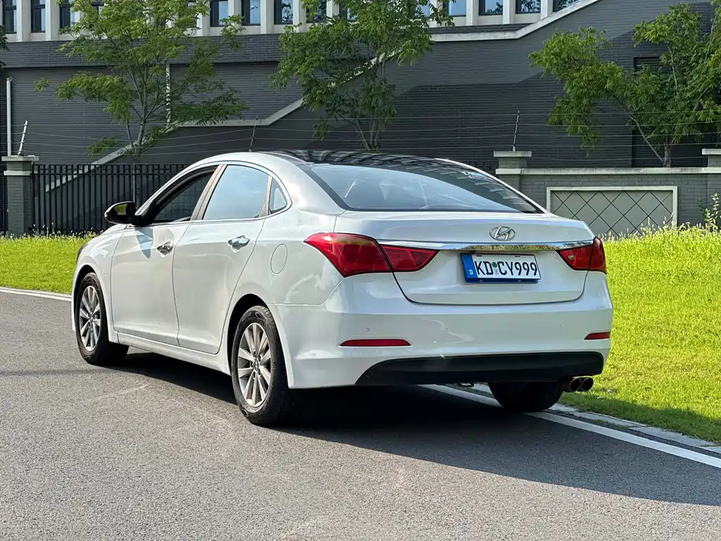 Hyundai Mistra — миниатюра 12