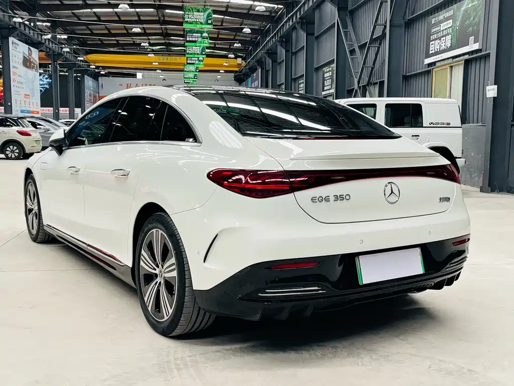 Mercedes-Benz EQE — миниатюра 7