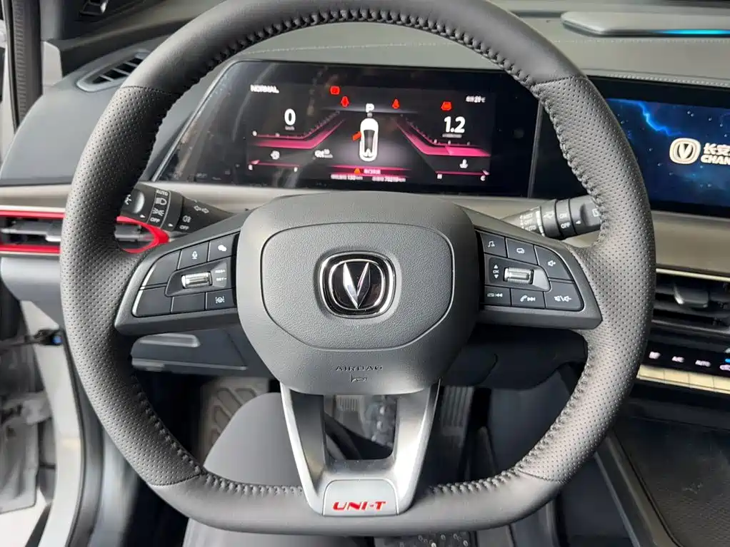 Changan UNI-T — миниатюра 4