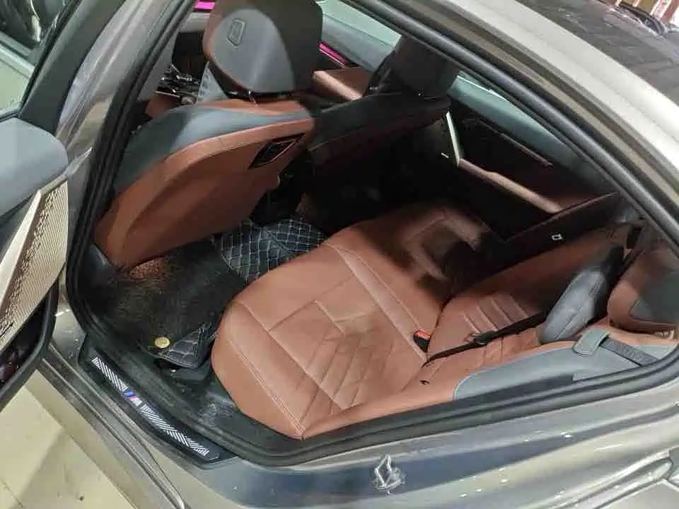 BMW i5 — миниатюра 2