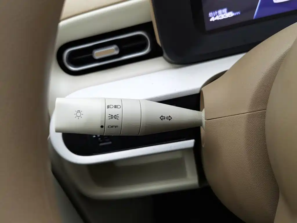 Wuling MINIEV — миниатюра 21