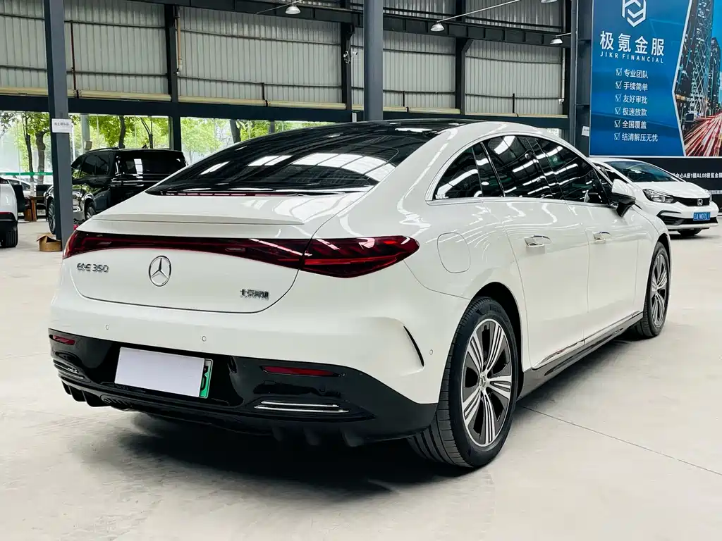 Mercedes-Benz EQE — миниатюра 5