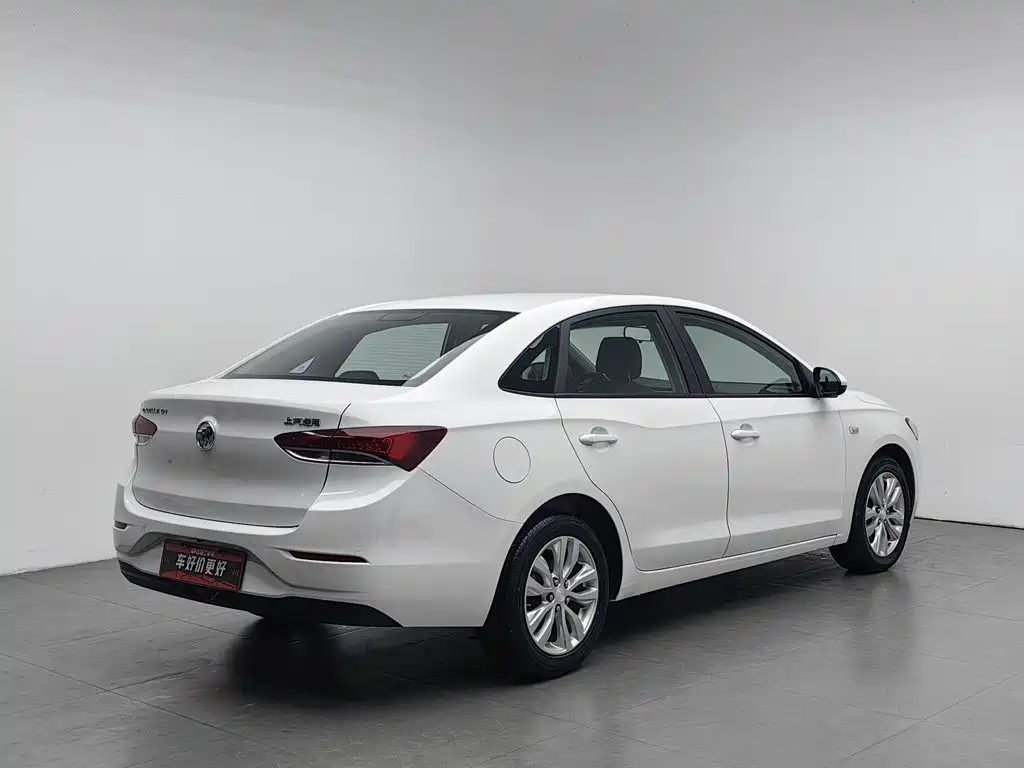 Buick Excelle — миниатюра 2