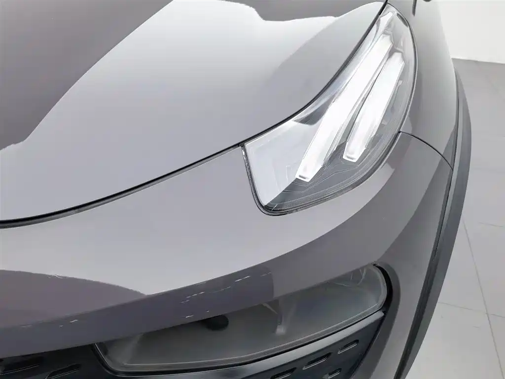 Lynk & Co 02 2019 2.0T AT Pro VI