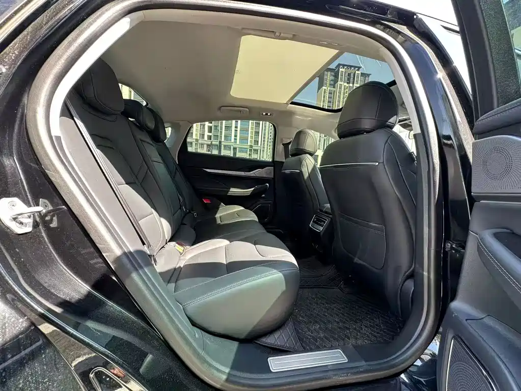 Lincoln Z — миниатюра 5