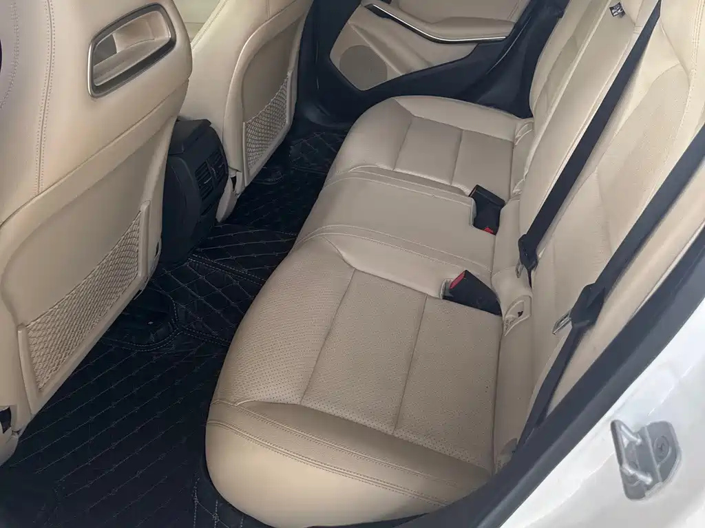 Mercedes-Benz GLA — миниатюра 11
