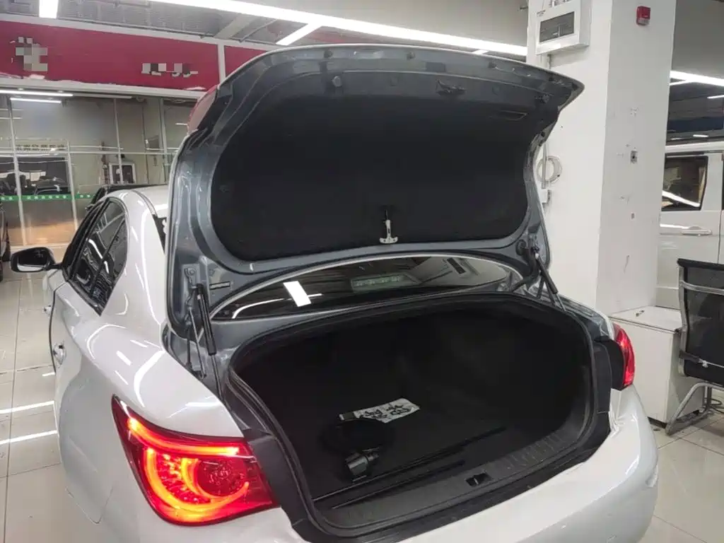 Infiniti Q50L — миниатюра 19