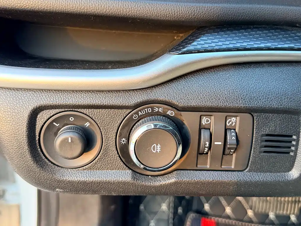 Buick Excelle — миниатюра 18