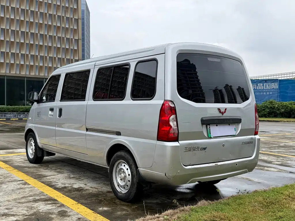 Wuling Rongguang EV — миниатюра 7