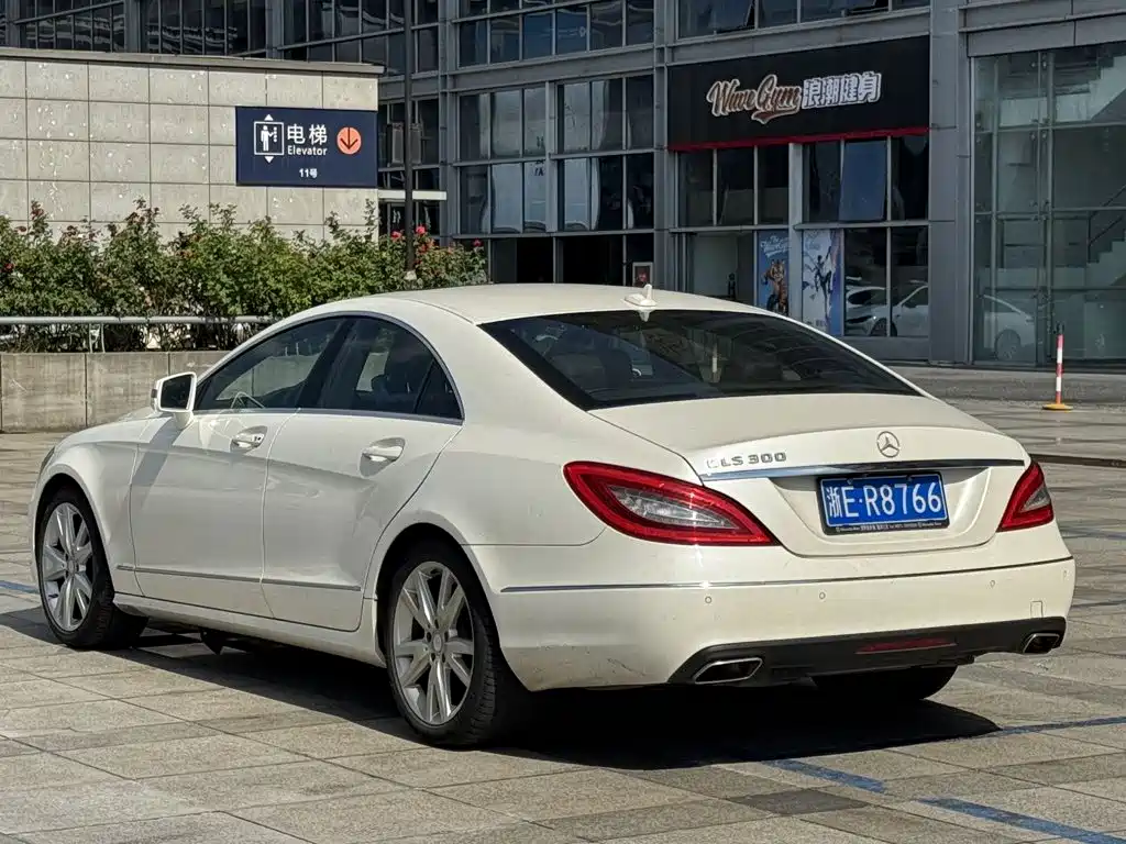 Mercedes-Benz CLS — миниатюра 11