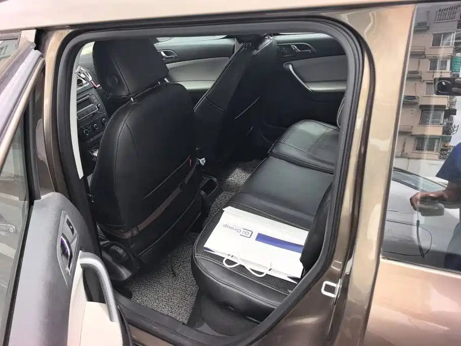 Skoda Yeti — миниатюра 11