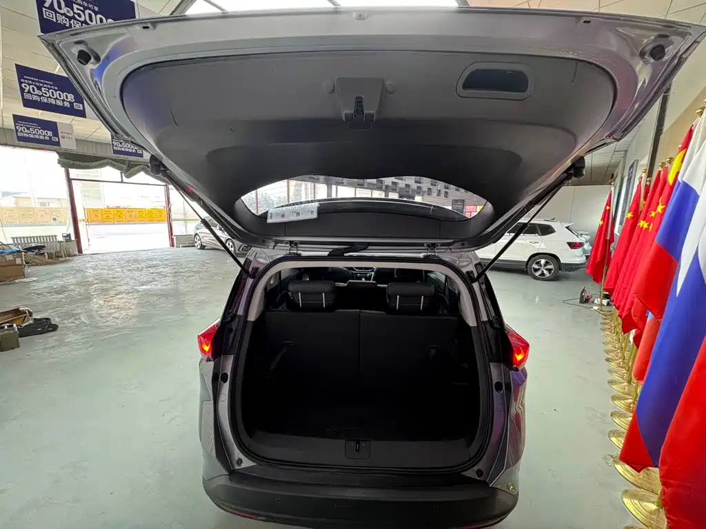Chevrolet Volando — миниатюра 15