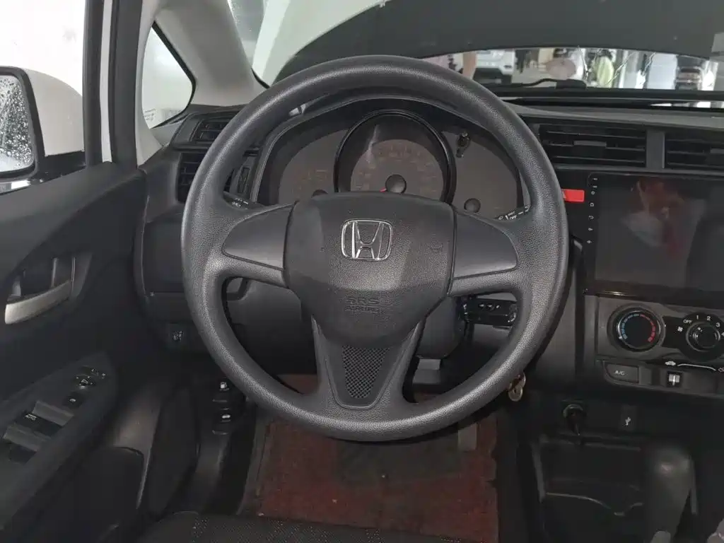 Honda Fit — миниатюра 3