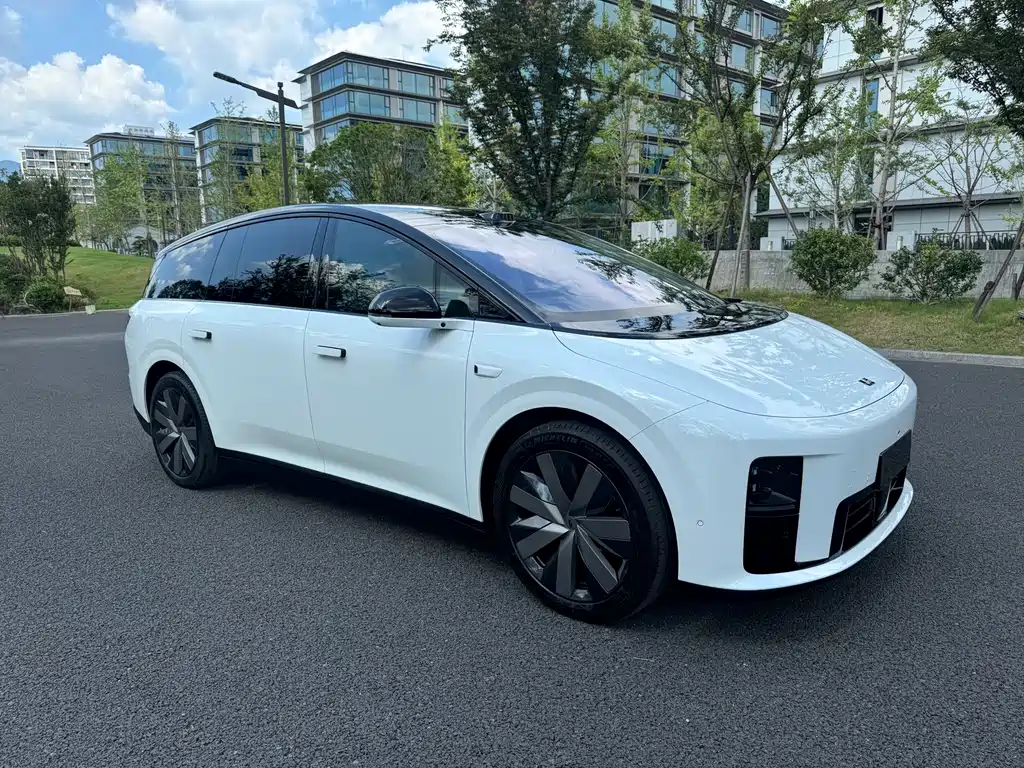 Li Auto Li i8 — миниатюра 3