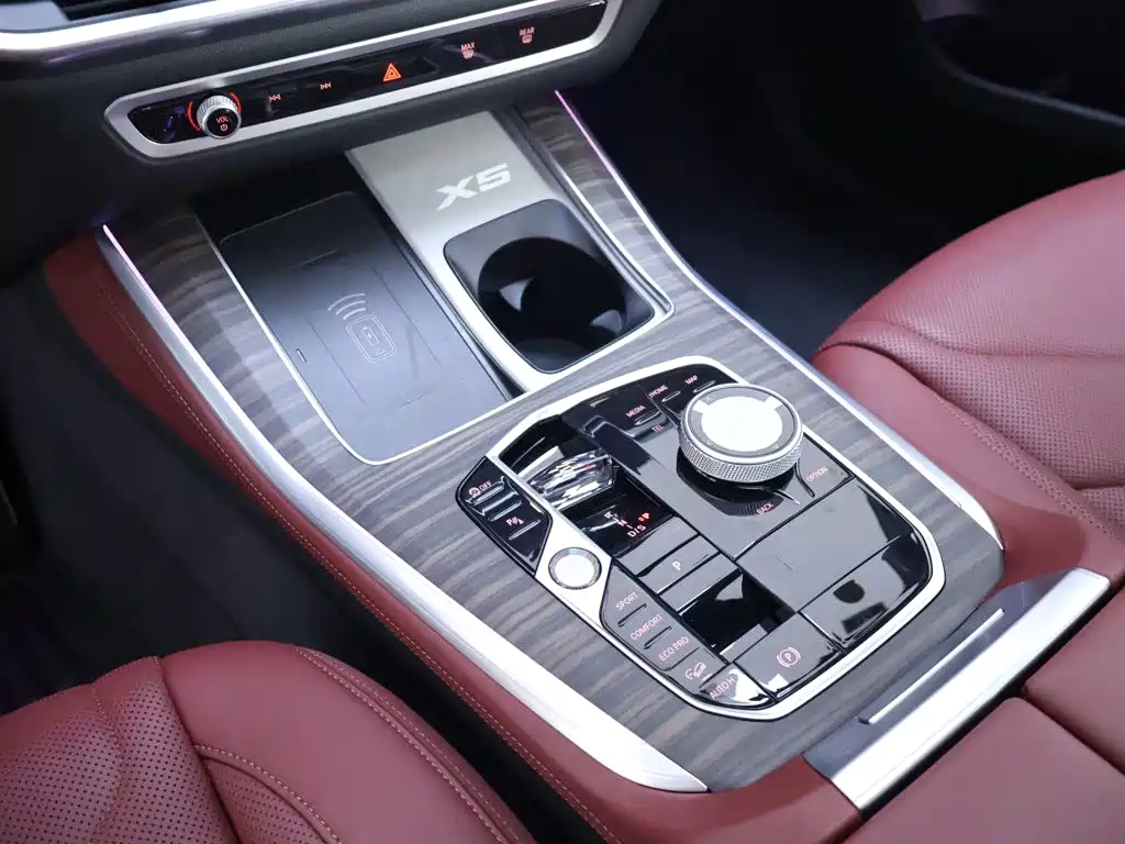 BMW X5 — миниатюра 12