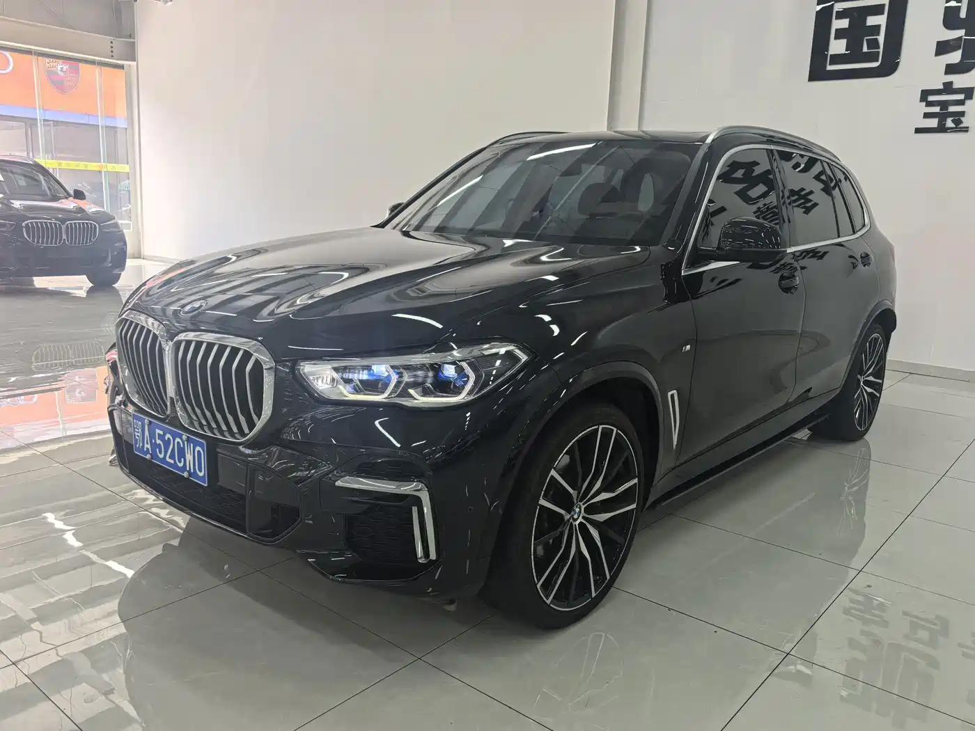 宝马X5 2022款 xDrive 30Li 尊享型M运动套装 2023