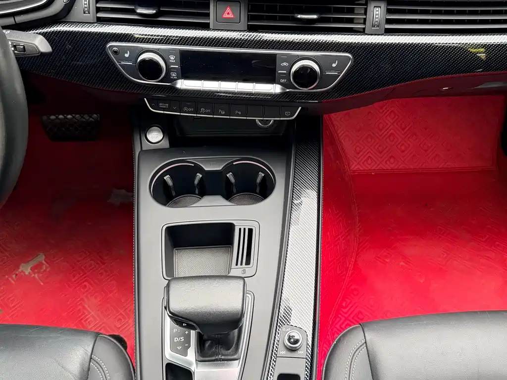 Audi A4L — миниатюра 16