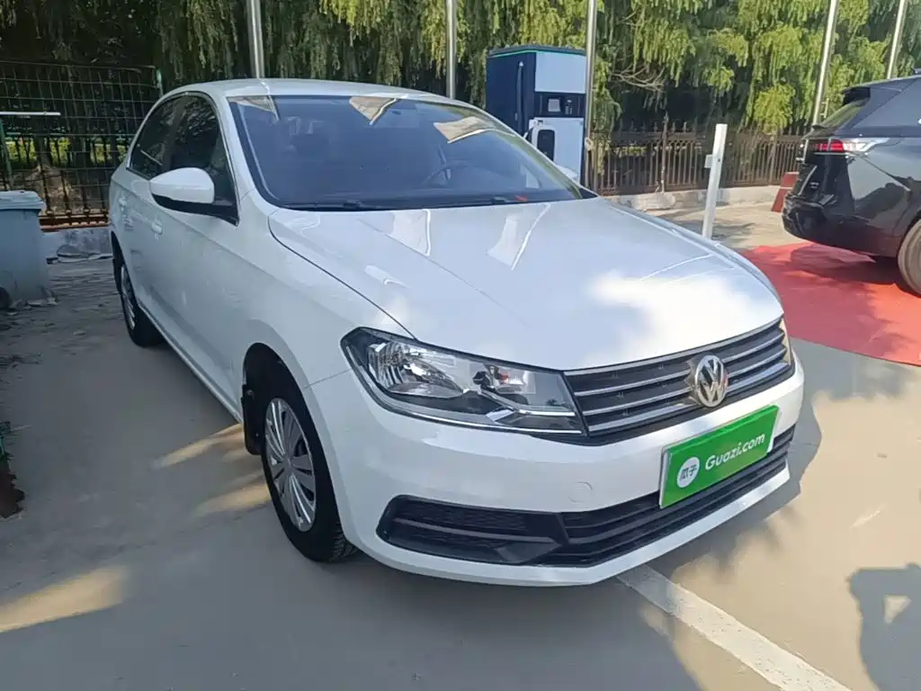Volkswagen Santana — миниатюра 4