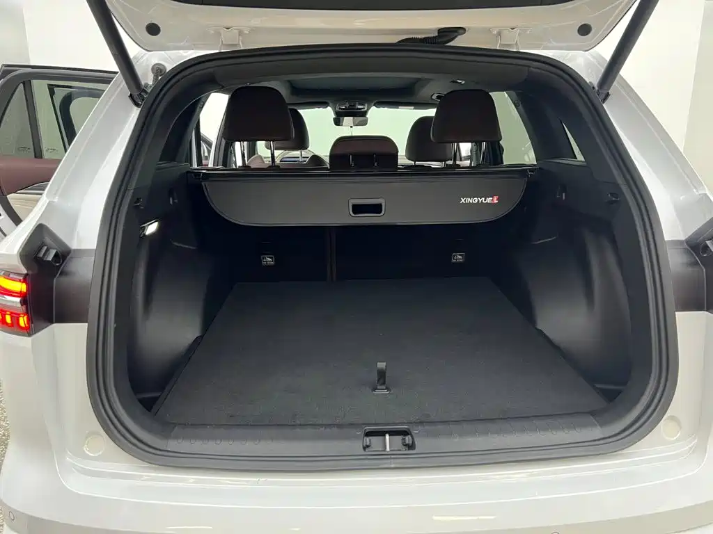 Geely Xingyue L — миниатюра 6