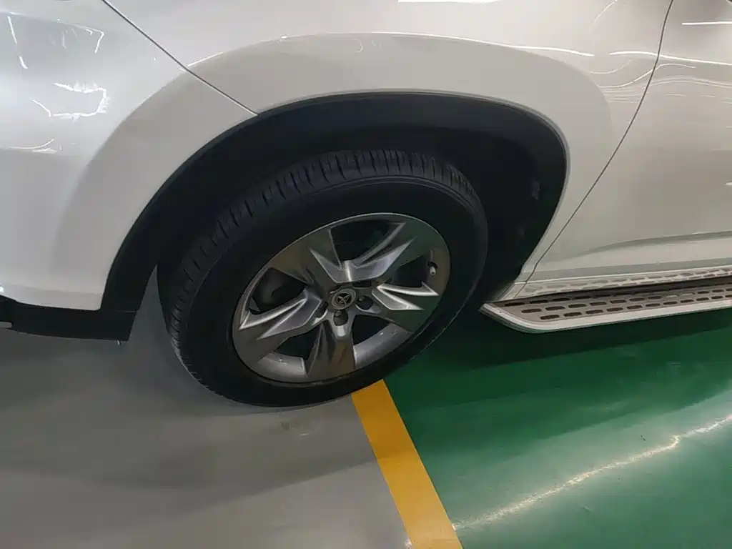 Toyota Highlander — миниатюра 23