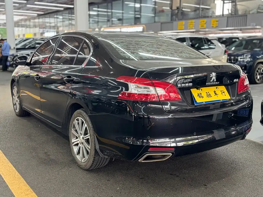 Peugeot 408 — миниатюра 5
