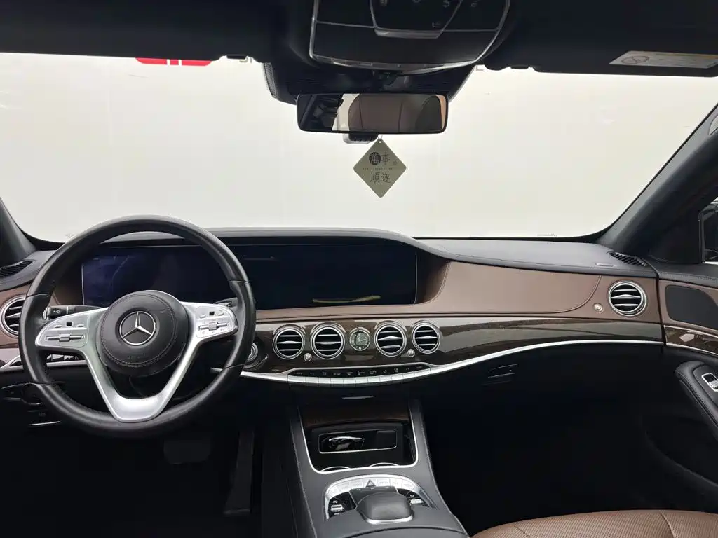 Mercedes-Benz S-Class — миниатюра 9