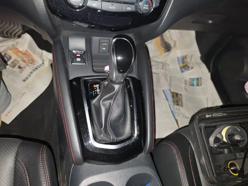 Nissan Qashqai — миниатюра 10