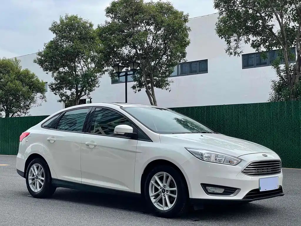 Ford Focus — миниатюра 3