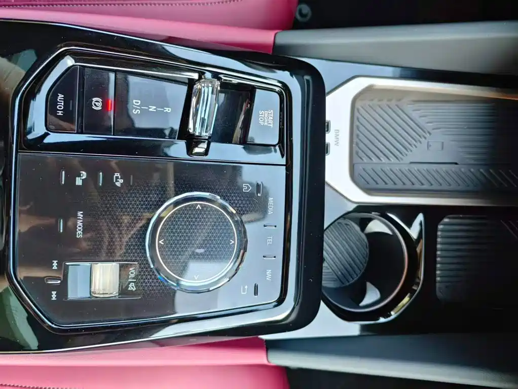 BMW 5 Series — миниатюра 14