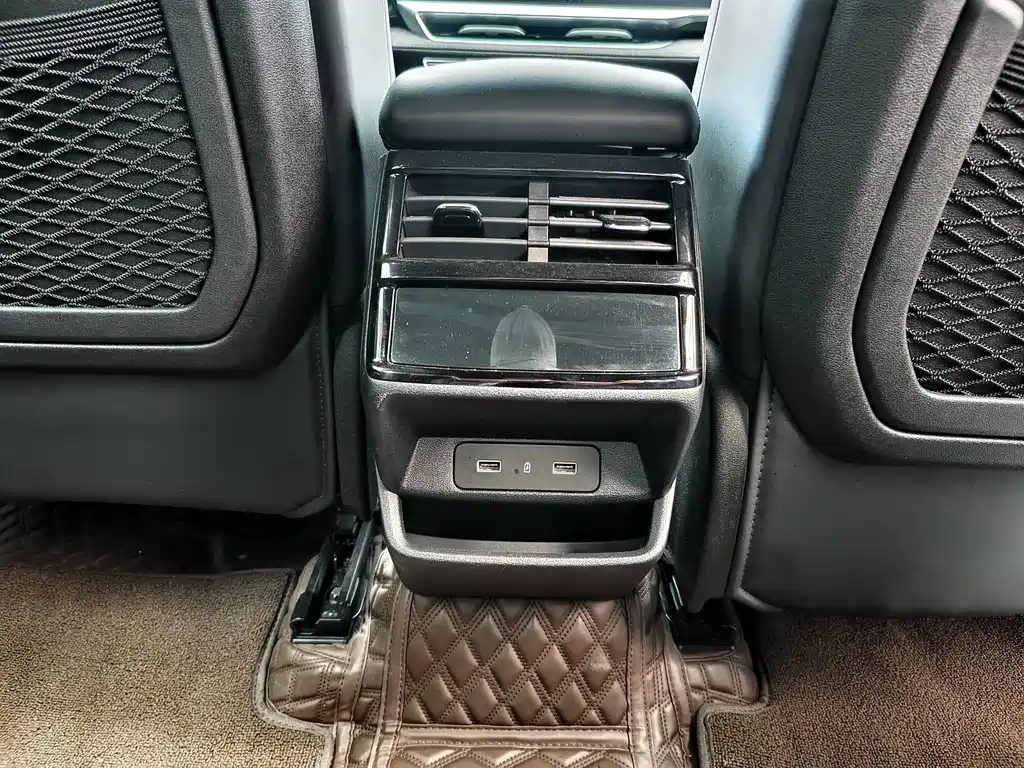 Geely Xingyue L — миниатюра 7