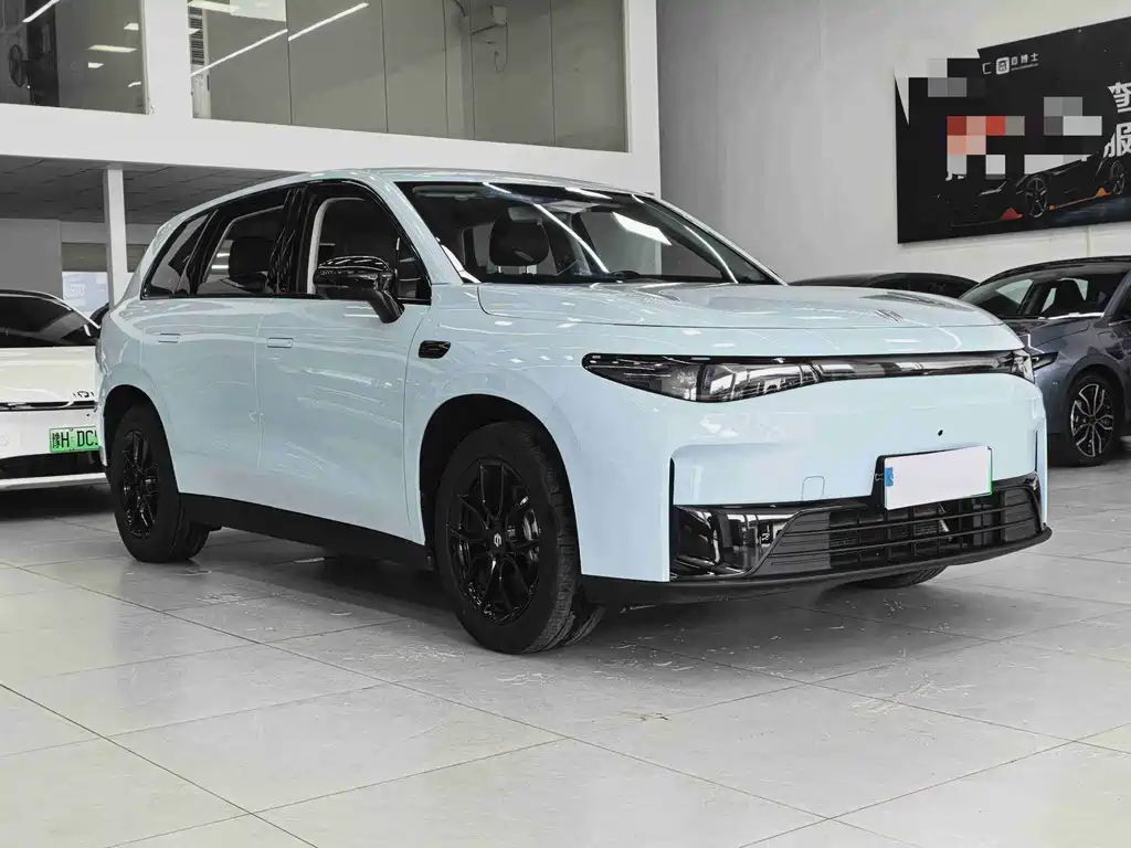 Leapmotor Leapmotor C10 — миниатюра 3