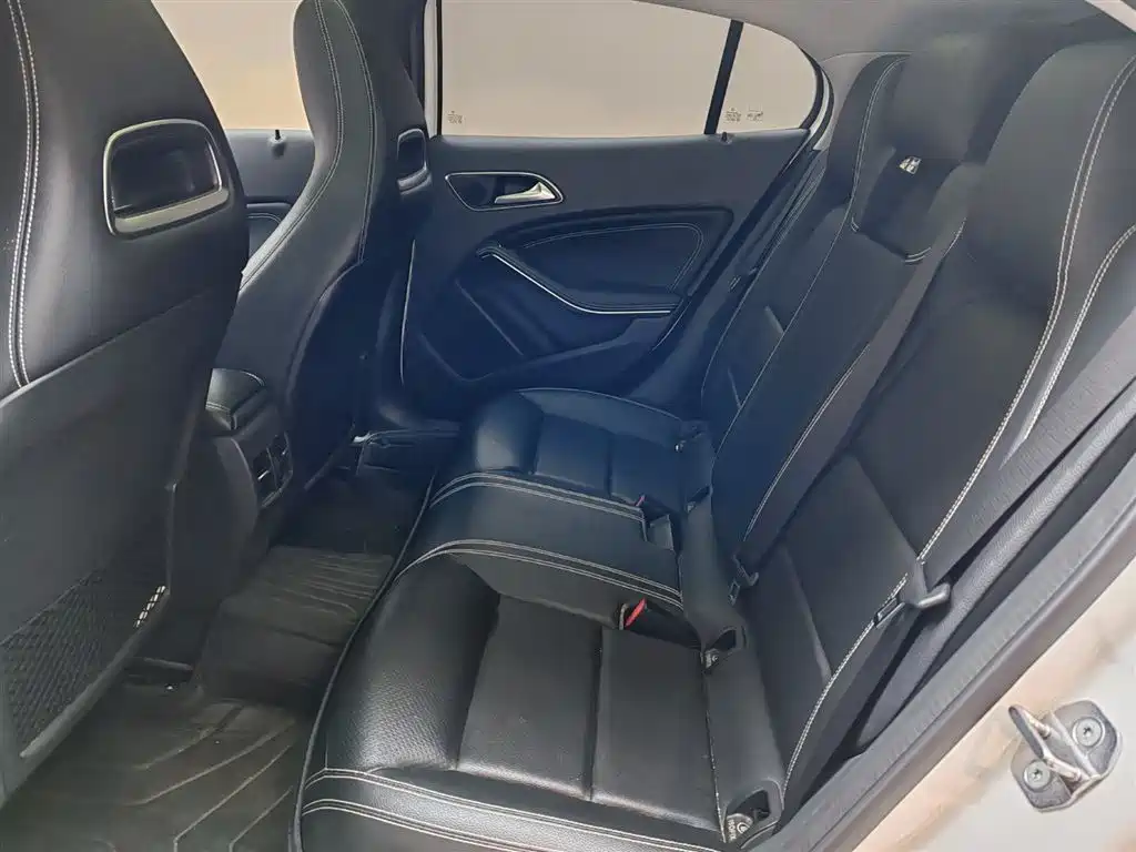 Mercedes-Benz GLA 2018 GLA 200
