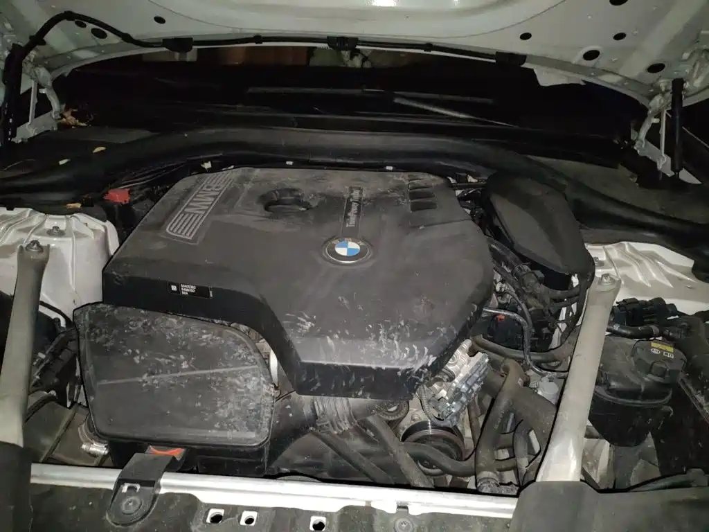 BMW 5 Series — миниатюра 21